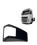 MOLDURA LANTERNA SETA VOLVO FH AP 2010 LADO DIREITO LOTTO